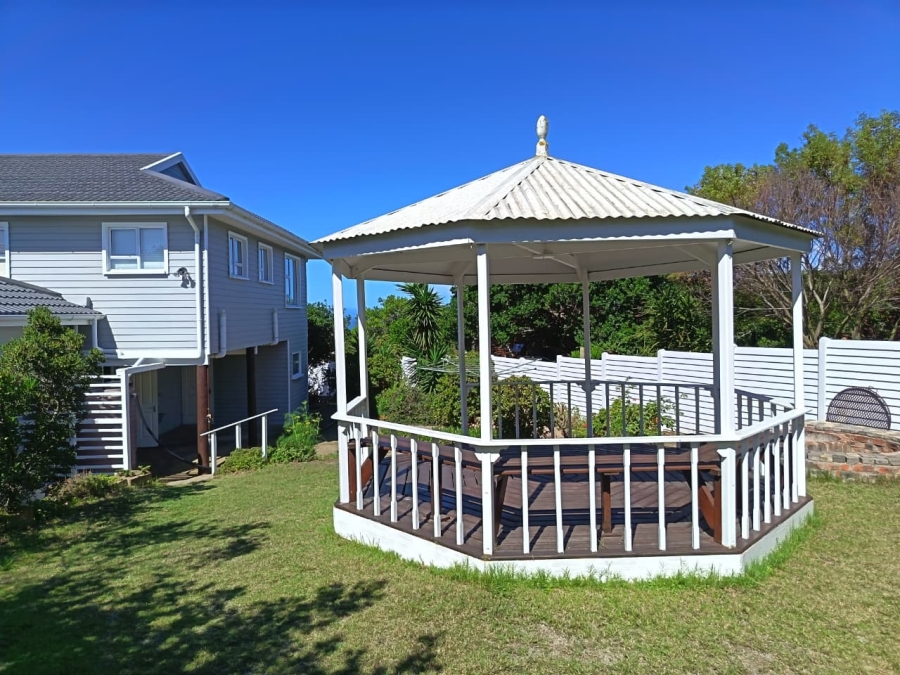 4 Bedroom Property for Sale in Bergsig Western Cape